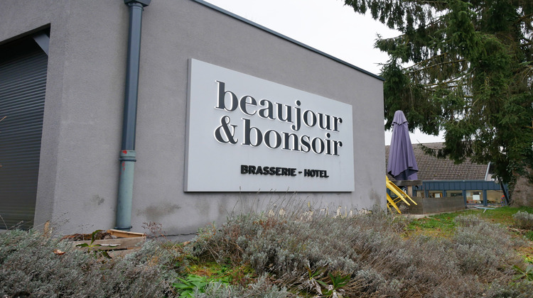 Ma-Cabane - Vente Local commercial Villy-le-Pelloux, 1000 m²