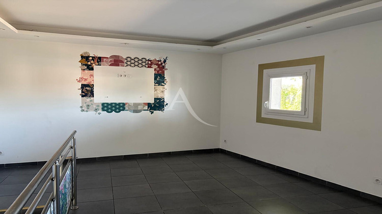 Ma-Cabane - Vente Local commercial VINON-SUR-VERDON, 80 m²