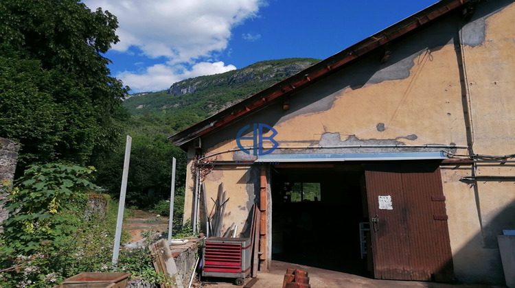 Ma-Cabane - Vente Local commercial VIRIEU-LE-GRAND, 270 m²