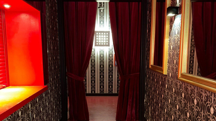 Ma-Cabane - Vente Local commercial Vitot, 470 m²