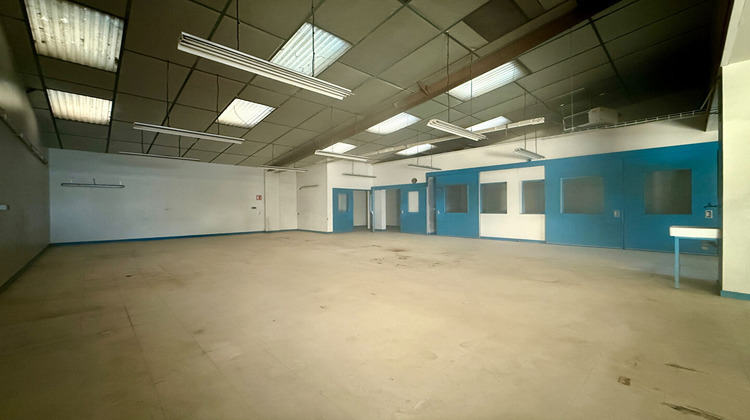 Ma-Cabane - Vente Local commercial VITRE, 260 m²