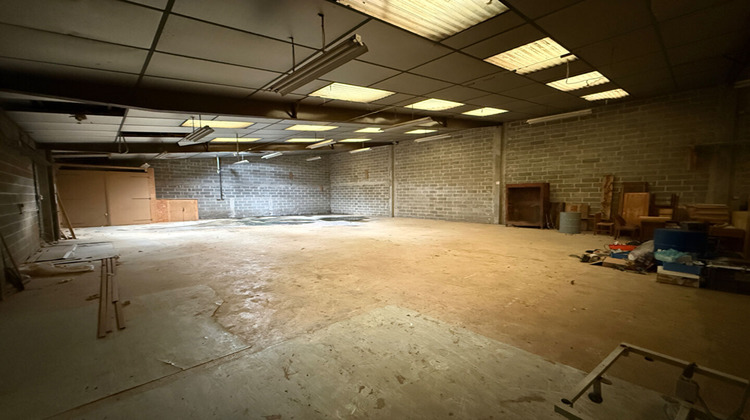 Ma-Cabane - Vente Local commercial VITRE, 351 m²