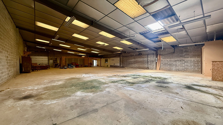 Ma-Cabane - Vente Local commercial VITRE, 351 m²