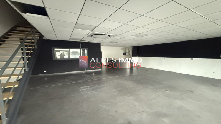 Ma-Cabane - Vente Local commercial Voreppe, 416 m²
