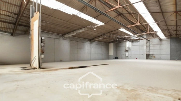 Ma-Cabane - Vente Local commercial YZEURE, 2200 m²