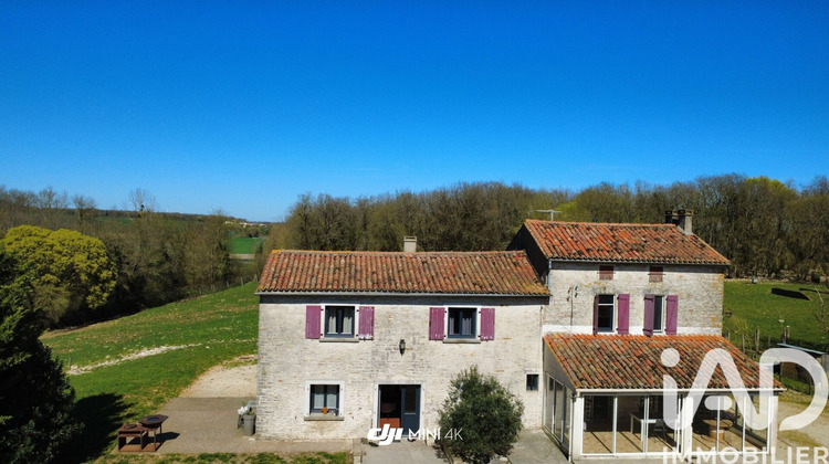 Ma-Cabane - Vente Maison Ébréon, 190 m²