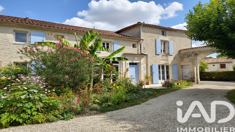 Ma-Cabane - Vente Maison Échallat, 279 m²