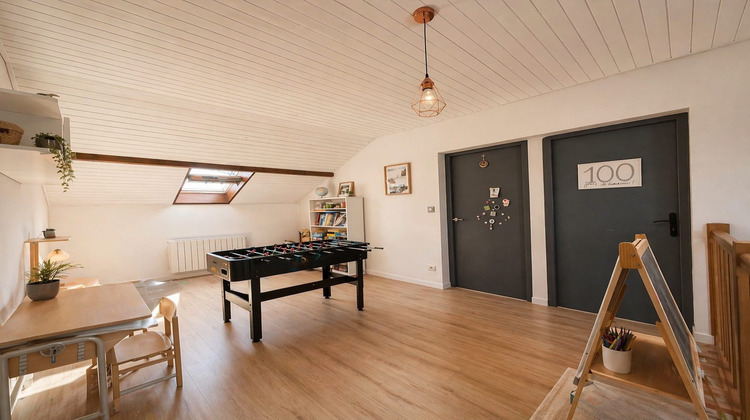 Ma-Cabane - Vente Maison Échenevex, 167 m²