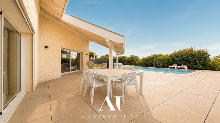 Ma-Cabane - Vente Maison Échenevex, 258 m²