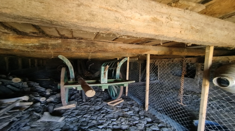 Ma-Cabane - Vente Maison Égliseneuve-d'Entraigues, 180 m²