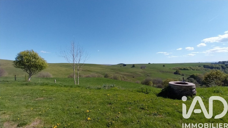 Ma-Cabane - Vente Maison Égliseneuve-d'Entraigues, 190 m²