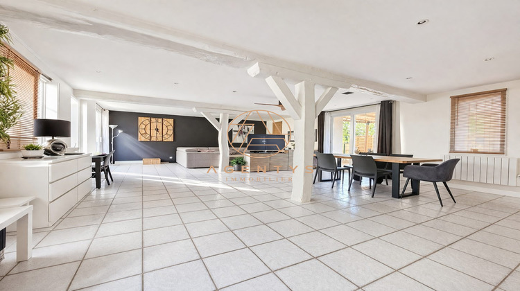 Ma-Cabane - Vente Maison Émerainville, 219 m²