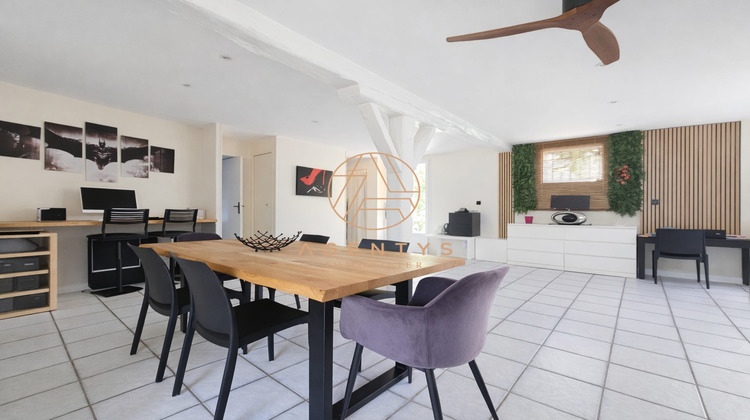 Ma-Cabane - Vente Maison Émerainville, 219 m²
