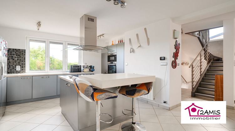 Ma-Cabane - Vente Maison AGINCOURT, 140 m²