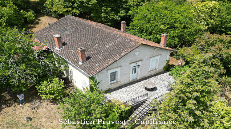 Ma-Cabane - Vente Maison AGONAC, 105 m²