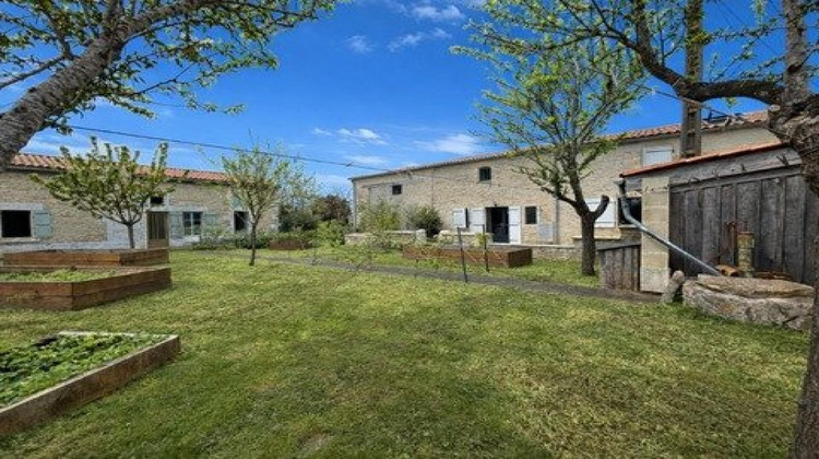 Ma-Cabane - Vente Maison Aiffres, 160 m²