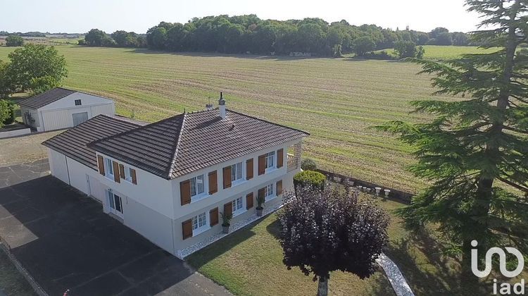 Ma-Cabane - Vente Maison Aigondigné, 136 m²