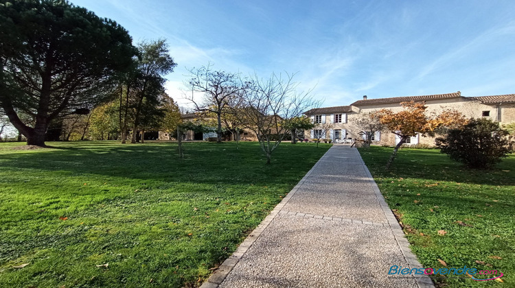 Ma-Cabane - Vente Maison Aigondigné, 185 m²