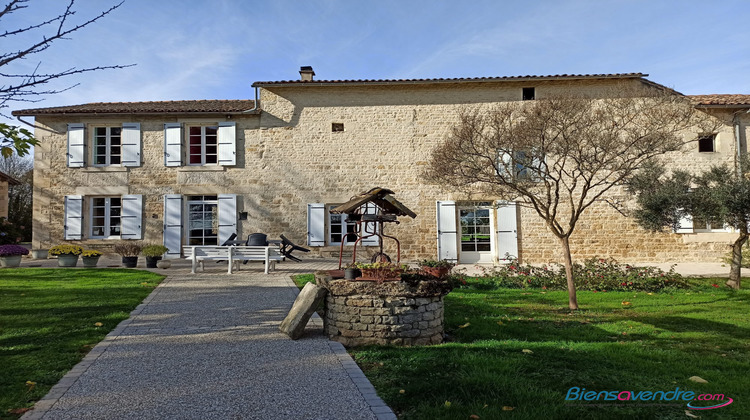 Ma-Cabane - Vente Maison Aigondigné, 185 m²