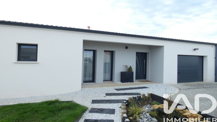 Ma-Cabane - Vente Maison Aigondigné, 86 m²
