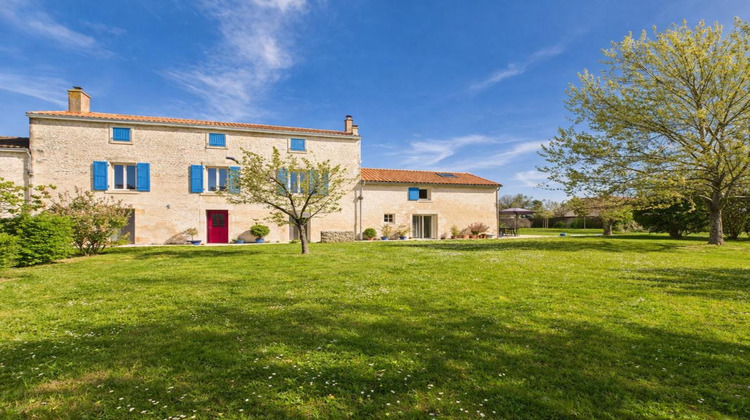 Ma-Cabane - Vente Maison AIGONDIGNE, 204 m²