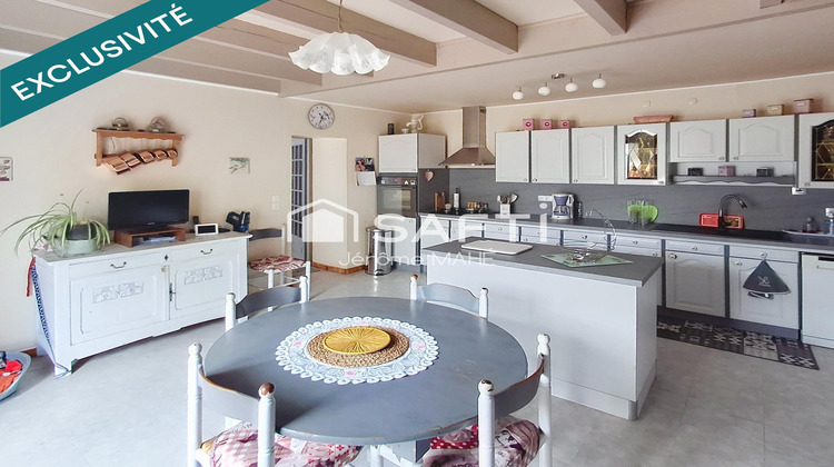 Ma-Cabane - Vente Maison Aigondigne, 159 m²