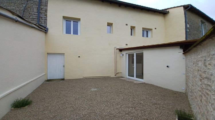 Ma-Cabane - Vente Maison Aigre, 83 m²