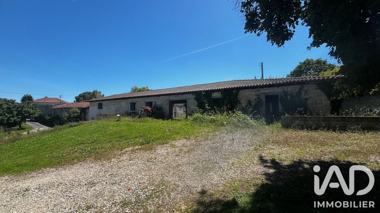 Ma-Cabane - Vente Maison Aigre, 300 m²