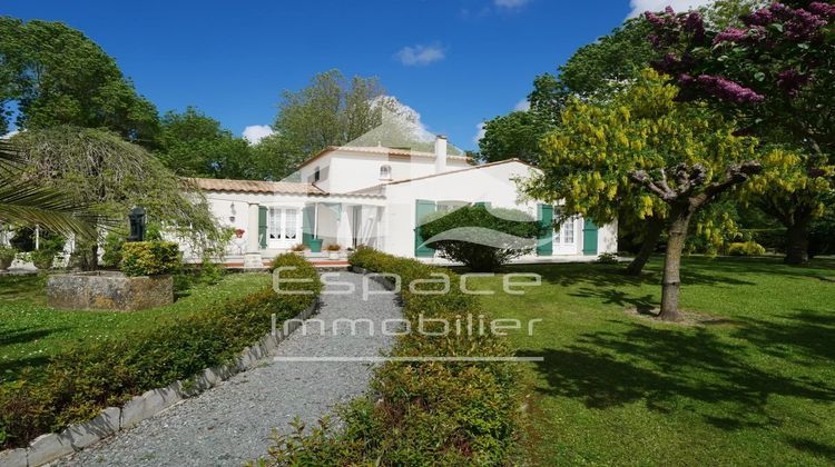 Ma-Cabane - Vente Maison Aigrefeuille-d'Aunis, 191 m²