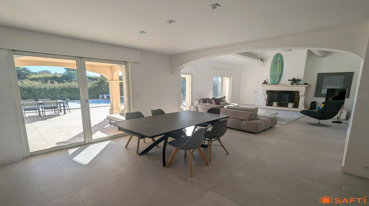 Ma-Cabane - Vente Maison Aigues-Mortes, 180 m²