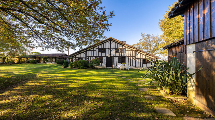 Ma-Cabane - Vente Maison AIRE-SUR-L'ADOUR, 169 m²