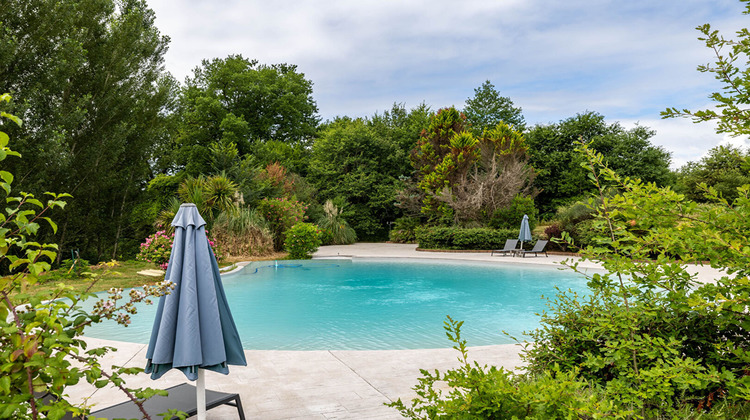Ma-Cabane - Vente Maison AIRE-SUR-L'ADOUR, 1300 m²