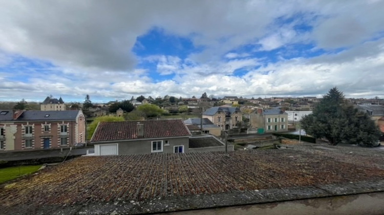 Ma-Cabane - Vente Maison AIRVAULT, 88 m²