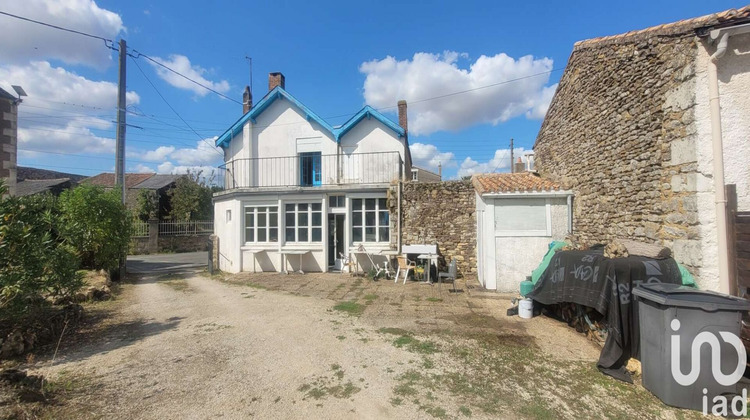 Ma-Cabane - Vente Maison Airvault, 200 m²