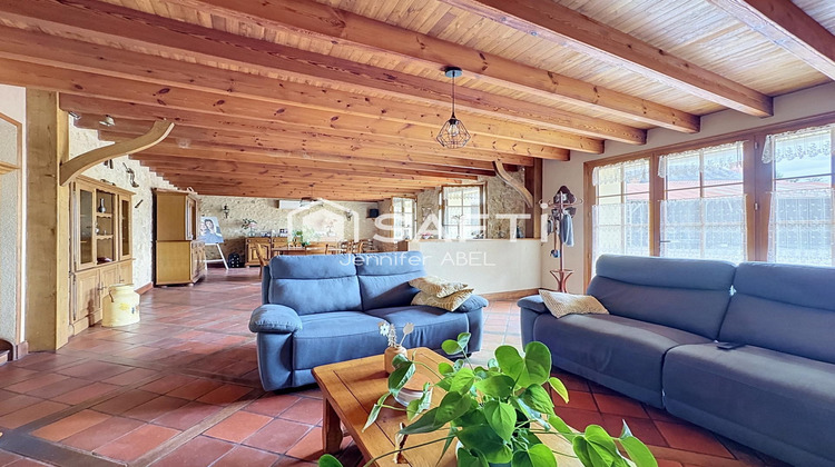 Ma-Cabane - Vente Maison Airvault, 143 m²