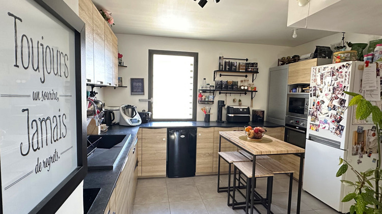 Ma-Cabane - Vente Maison AIX-EN-PROVENCE, 79 m²