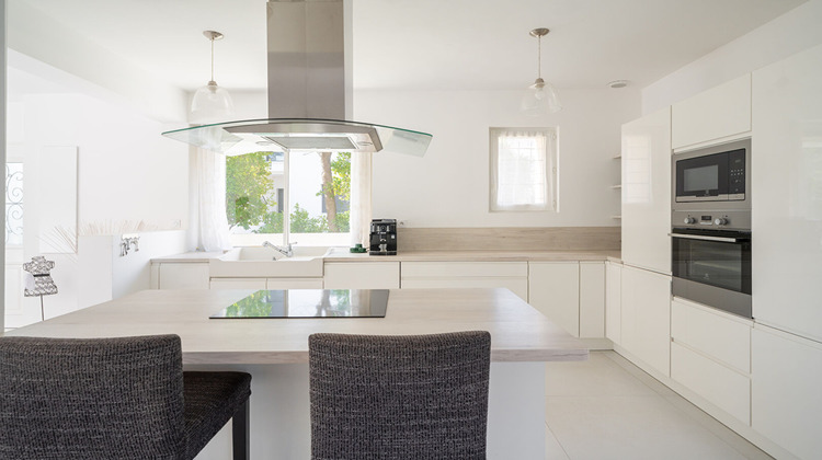 Ma-Cabane - Vente Maison AIX-EN-PROVENCE, 207 m²