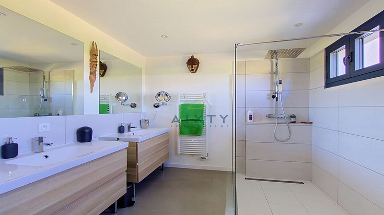 Ma-Cabane - Vente Maison AIX-EN-PROVENCE, 220 m²