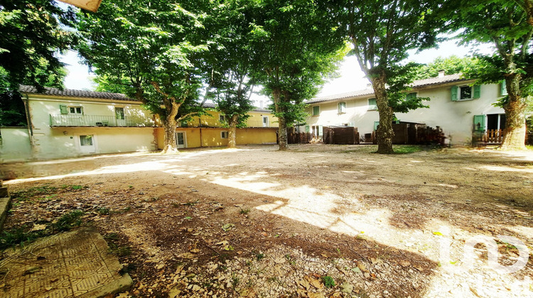 Ma-Cabane - Vente Maison Allègre-les-Fumades, 1000 m²