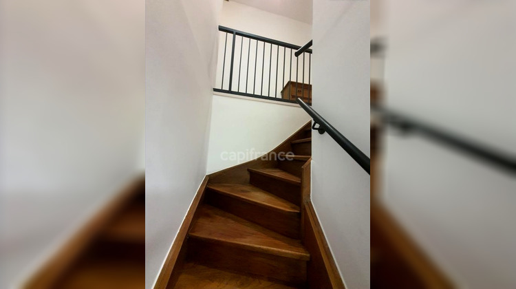 Ma-Cabane - Vente Maison AMBARES ET LAGRAVE, 222 m²