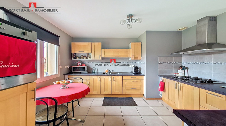 Ma-Cabane - Vente Maison Ambarès-et-Lagrave, 81 m²