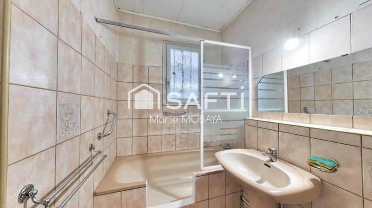 Ma-Cabane - Vente Maison Ambares-Et-Lagrave, 87 m²