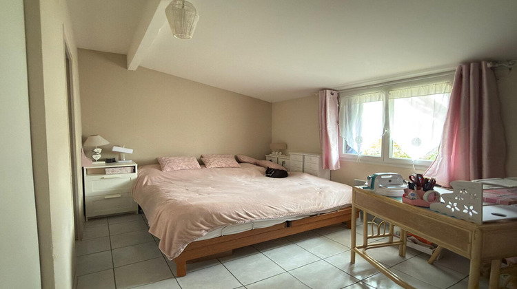 Ma-Cabane - Vente Maison AMBARES-ET-LAGRAVE, 92 m²