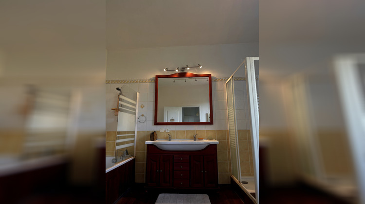 Ma-Cabane - Vente Maison AMBARES-ET-LAGRAVE, 208 m²