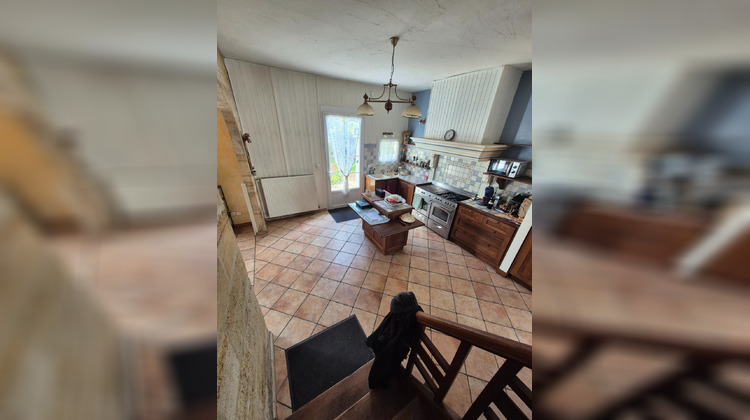 Ma-Cabane - Vente Maison Ambares-Et-Lagrave, 210 m²