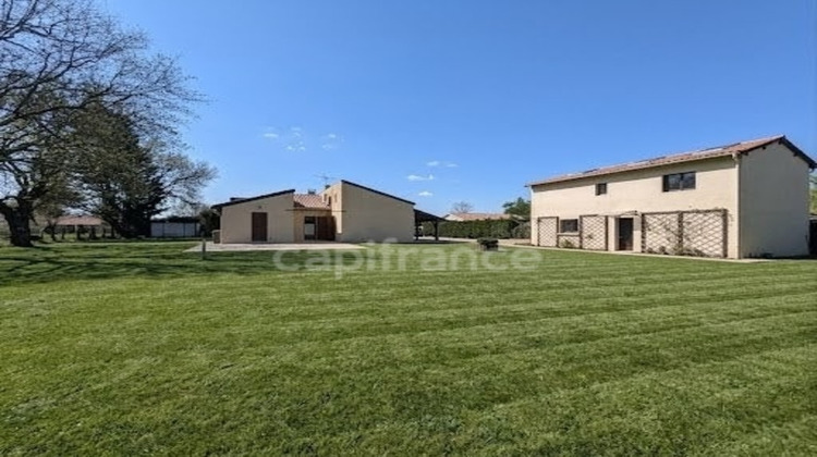 Ma-Cabane - Vente Maison AMBARES ET LAGRAVE, 192 m²