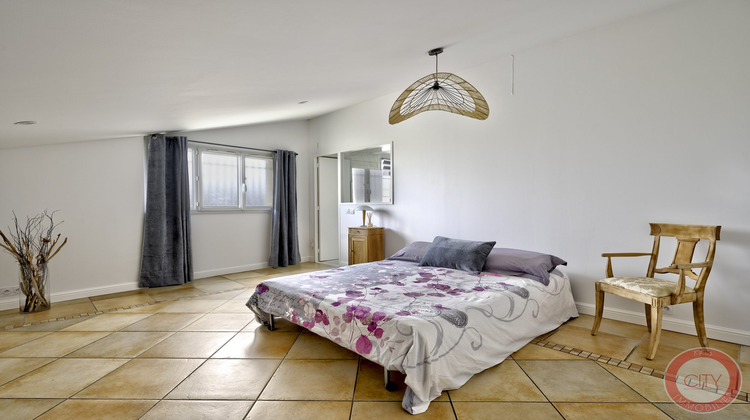 Ma-Cabane - Vente Maison Ambarès-et-Lagrave, 277 m²