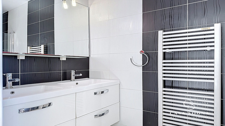 Ma-Cabane - Vente Maison AMBERIEU-EN-BUGEY, 154 m²