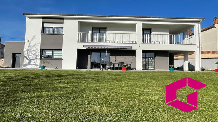 Ma-Cabane - Vente Maison Ambert, 260 m²