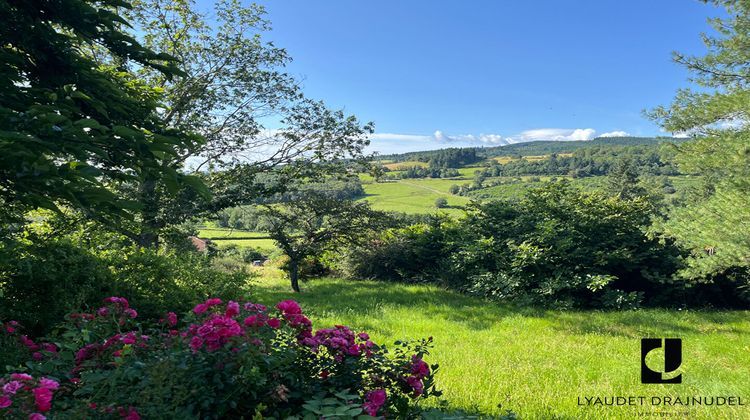 Ma-Cabane - Vente Maison AMBIERLE, 115 m²